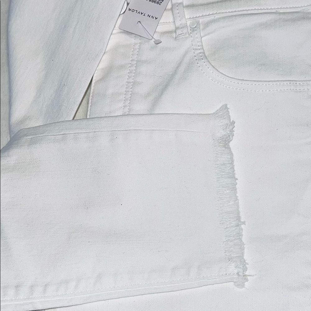 Sale! NWT Ann Taylor white jeans